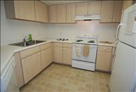 The Cove at Boynton Beach - Kitchen