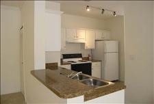 Orlando - Waterford Lakes - Cypress Lakes at Waterford - Kitchen