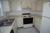 Heron Pointe - Kitchen
