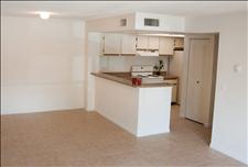 Miami - Kendall - Kings Colony - Kitchen