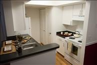 Orlando - Downtown Orlando - The Enclave at Lake Underhill - Kitchen