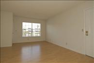 Port Royale Apartments - Living Room