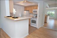 Ft. Lauderdale - Downtown Fort Lauderdale - Port Royale Apartments - Kitchen