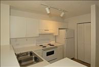 St. Andrews at Winston Park - Kitchen