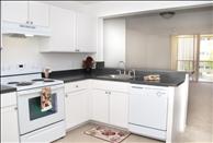 Ft. Lauderdale - Sunrise - Welleby Lake Club - Kitchen