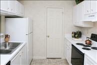 The Preserve at Briarcliff - Kitchen