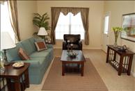 Highland Glen - Living Room