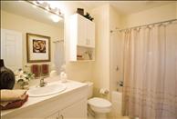 Boston - Waltham - Longview Place - Bathroom