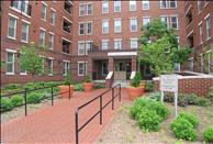 Hudson Point - Courtyard