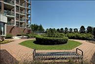 Jersey City - Jersey City - Portside Towers - Courtyard