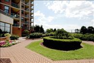 Portside Towers - Courtyard