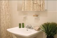 New York City - Upper East Side - 420 East 80th Street - Bathroom