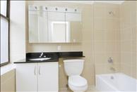 New York City - Upper West Side - Parc Coliseum - Bathroom