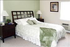 Providence - Riverside - Winchester Park - Bedroom