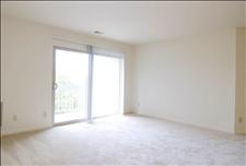 Northern Virginia - Dale City - Stoney Ridge - Living Room