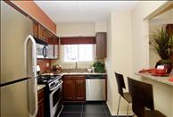 The Oaks at Falls Church - Kitchen