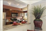 The Oaks at Falls Church - Kitchen