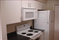 2300 Elliott - Kitchen
