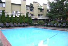 Seattle - Redmond - Gates of Redmond - Swimming Pool