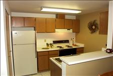Tacoma - Lakewood - Village at Seeley Lake - Kitchen