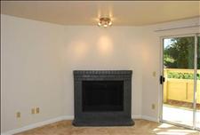 Seattle - Bellevue - Surrey Downs - Living Room