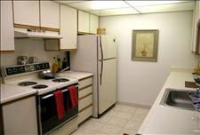 Seattle - Kirkland - Woodlake - Kitchen